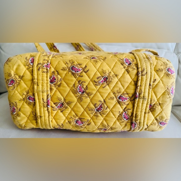 C&F Home Sunbright Quilted Floral Tote Bag - Picture 7 of 10